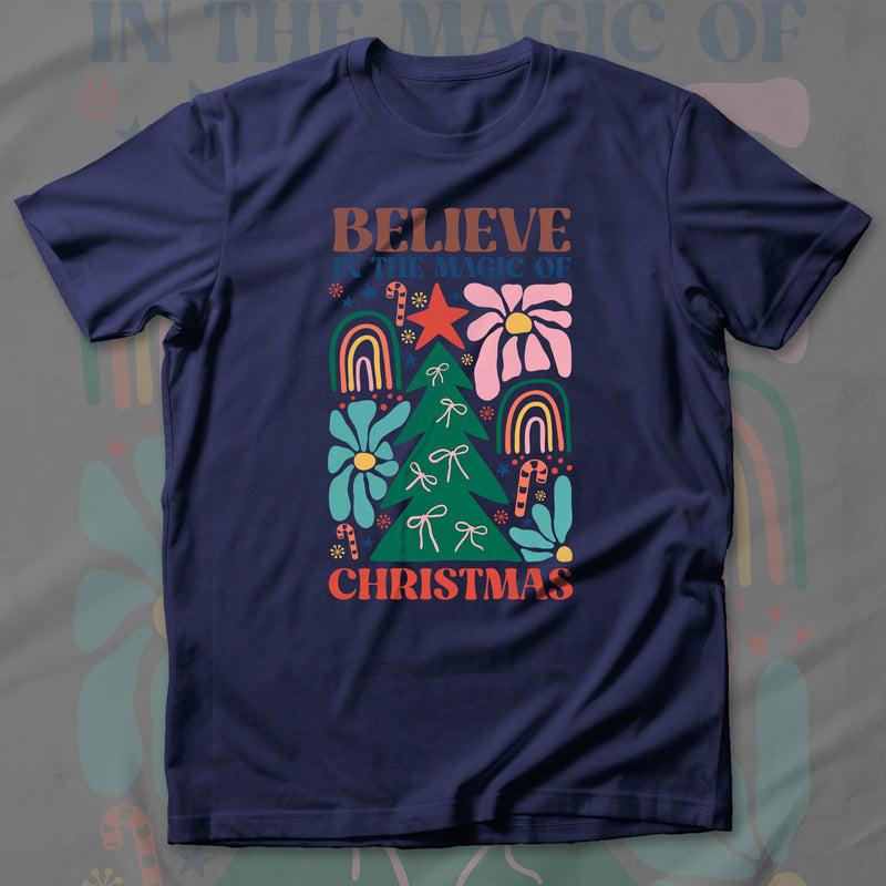 Believe In The Magic - T-Shirt