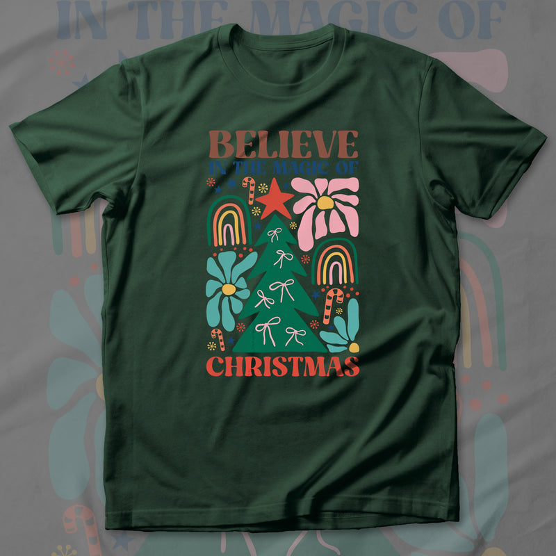 Believe In The Magic - T-Shirt