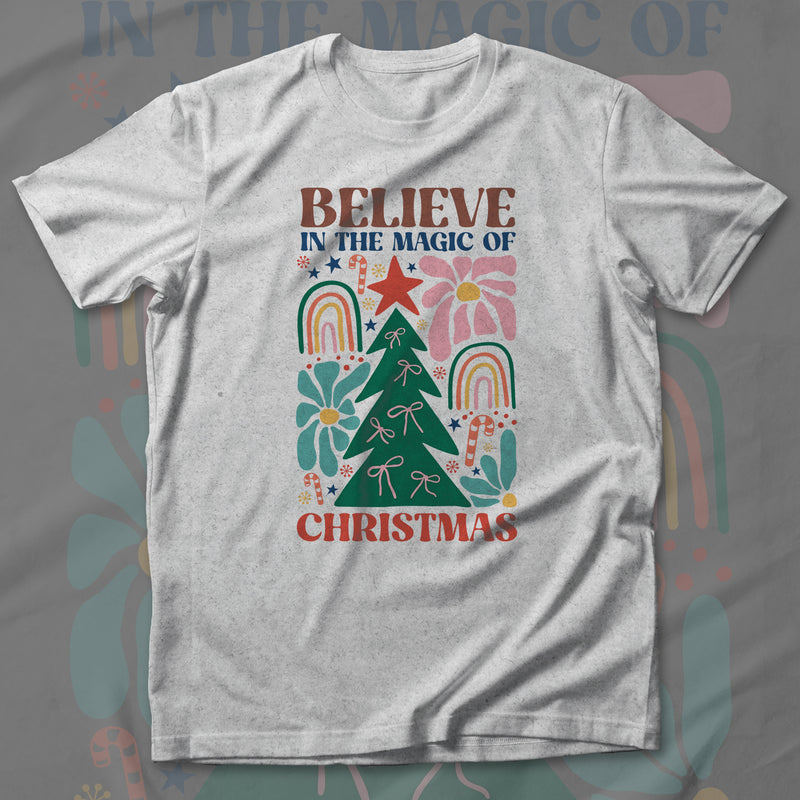 Believe In The Magic - T-Shirt