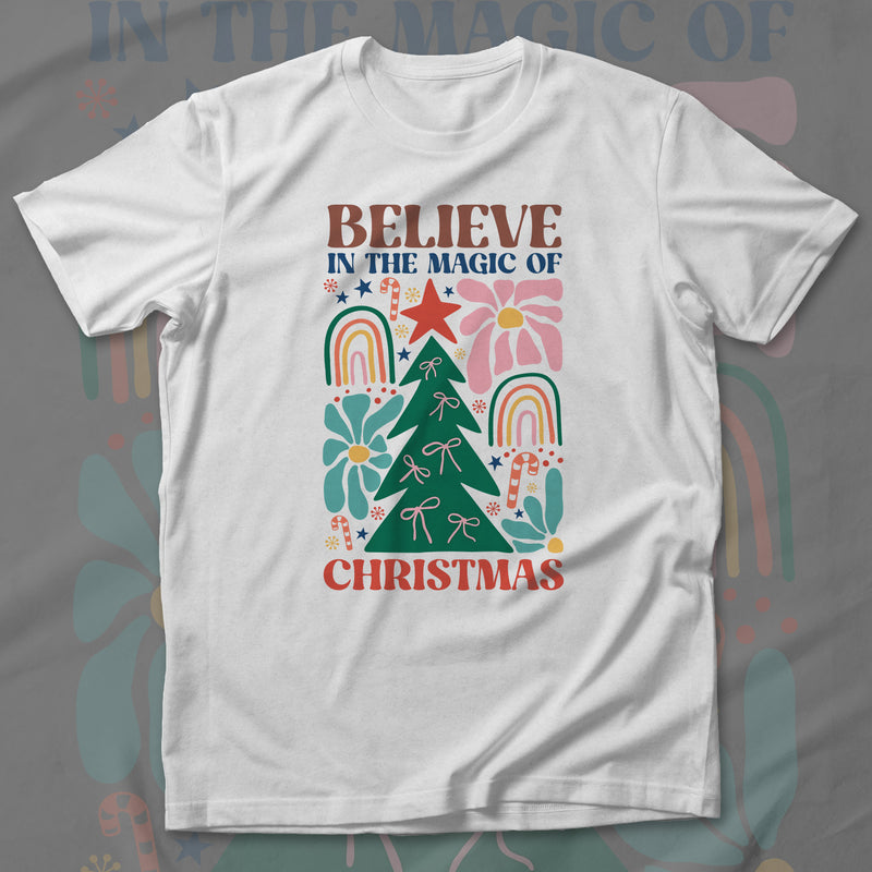 Believe In The Magic - T-Shirt